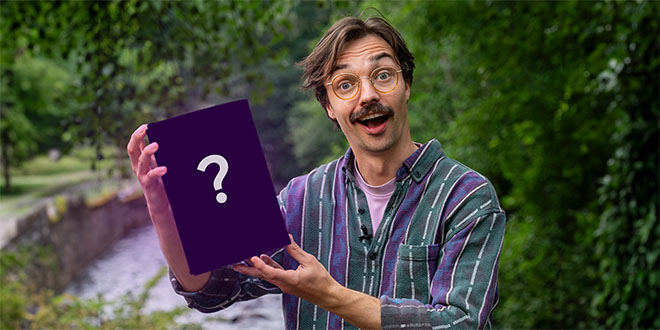 Youtuber Christopher Robin Omdahl holder en mystisk pauseboks